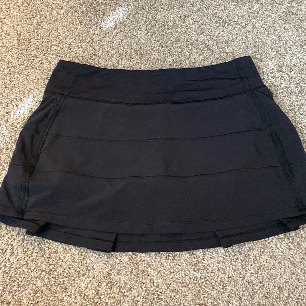 Lululemon black tennis skirt